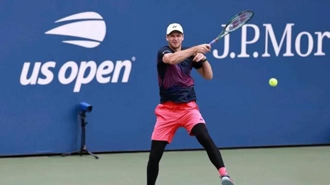 相比之下 相比之下