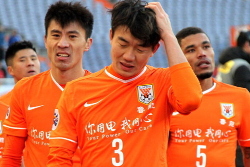 侧翼持球者 侧翼持球者