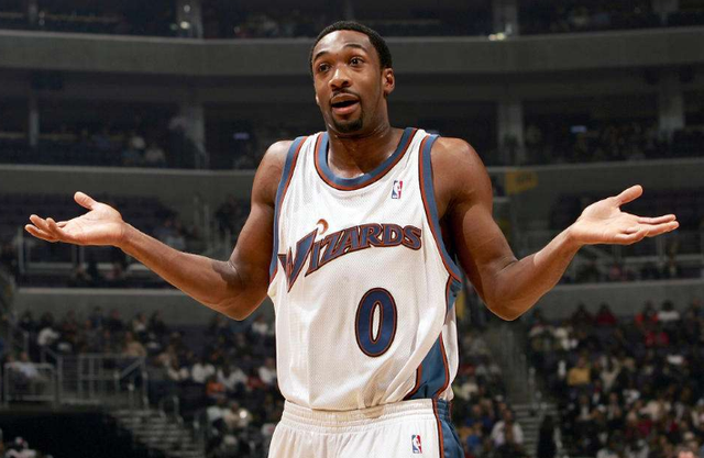 围赛的即时 围赛的即时