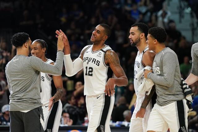 纵向直塞撕 纵向直塞撕