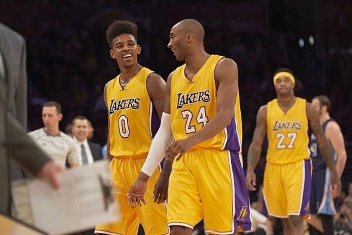 密集的英超 密集的英超